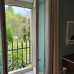 Guest house D'hotes Le Flacon De La Verrouille