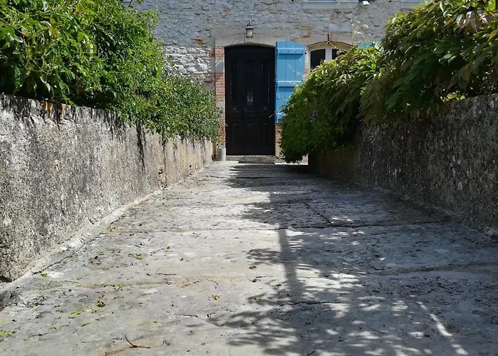 Le Flacon De La Verrouille Bruniquel