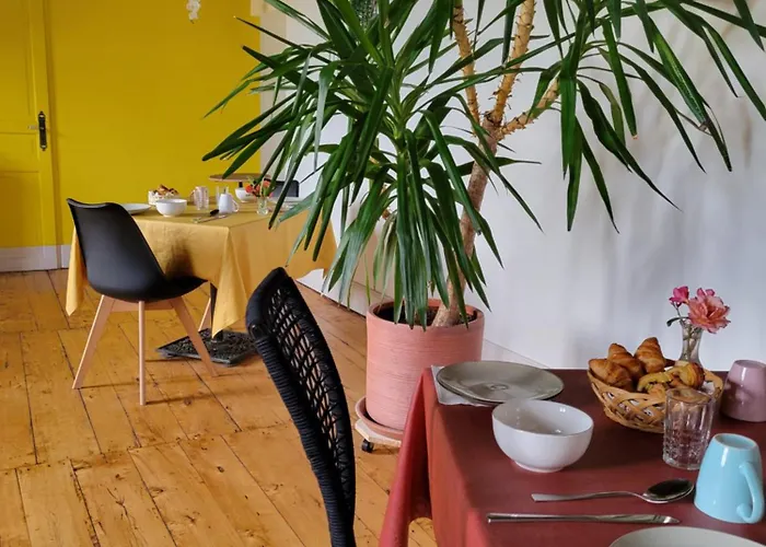 Gæstehus Le Flacon De La Verrouille Bruniquel