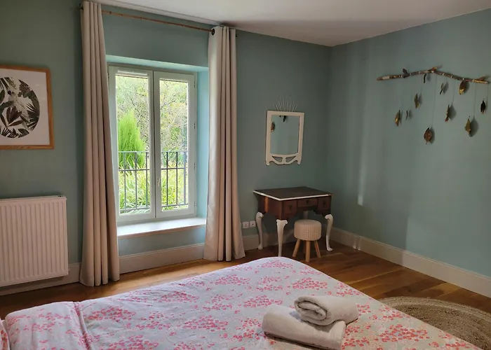 Gæstehus Le Flacon De La Verrouille Bruniquel