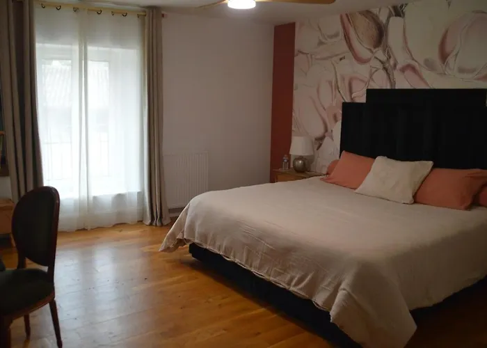 Gæstehus Le Flacon De La Verrouille Bruniquel