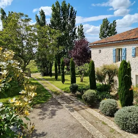 Bed and breakfast Le Flacon De La Verrouille *
