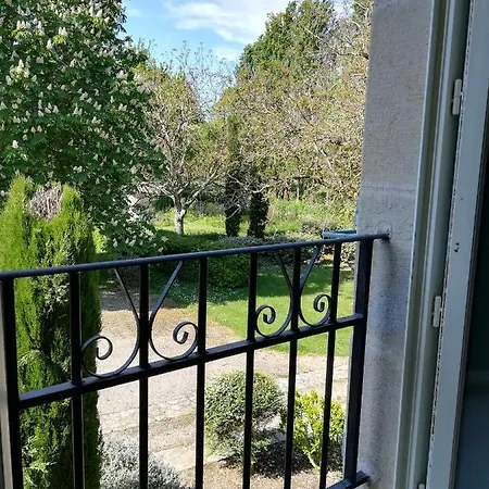 Bed and breakfast Le Flacon De La Verrouille *