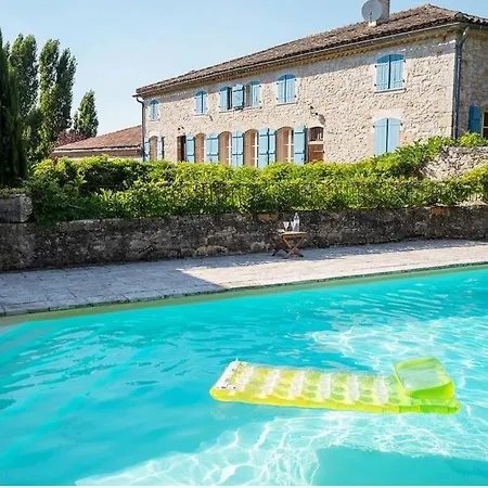 Bed and breakfast Le Flacon De La Verrouille *