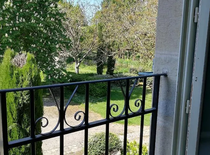 Gasthuis D'hotes Le Flacon De La Verrouille 3*